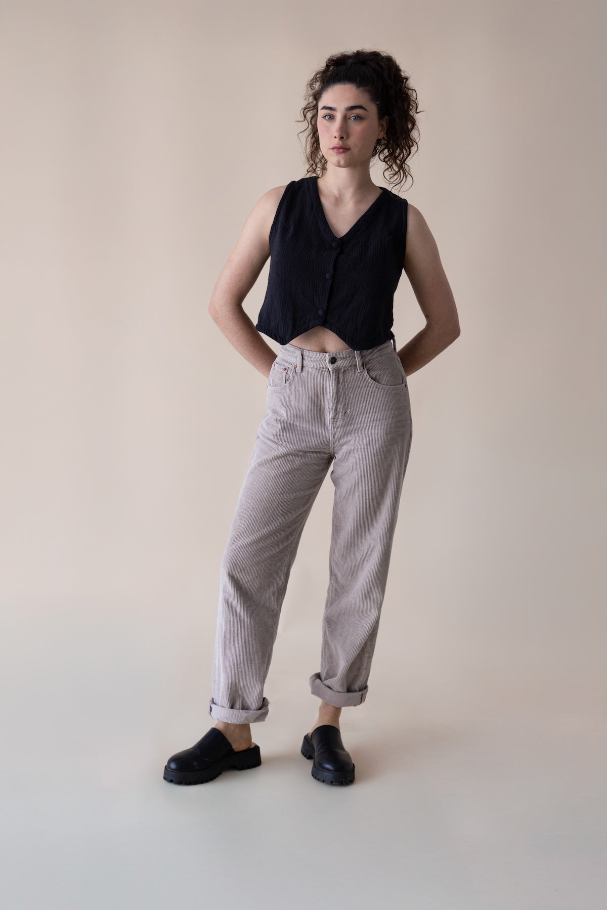 The Minimal Cropped Vest Top - Gauze
