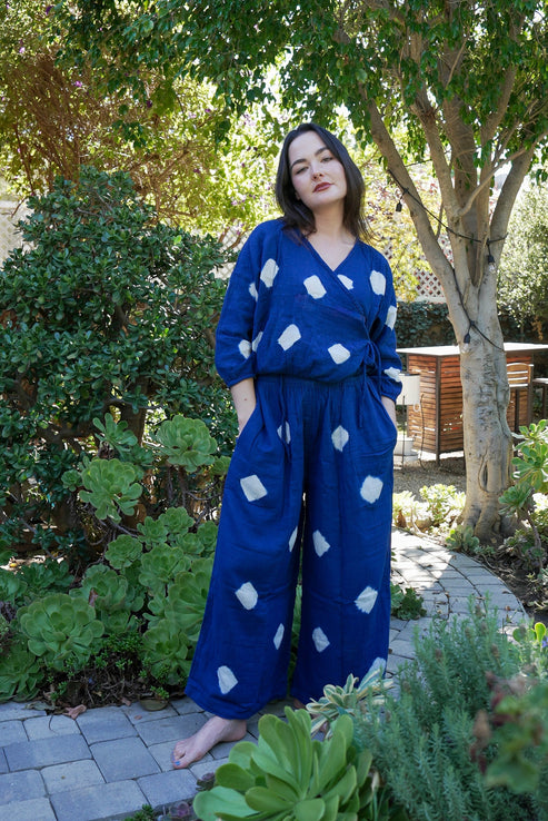 Tie Dye Gauze Wrap Top in Indigo