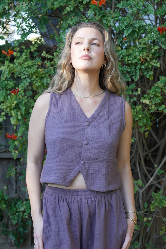 The Minimal Cropped Vest Top - Gauze