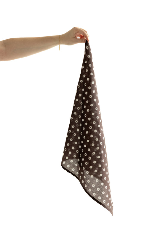 20”x20” Cotton Square Bandana Black Daisies
