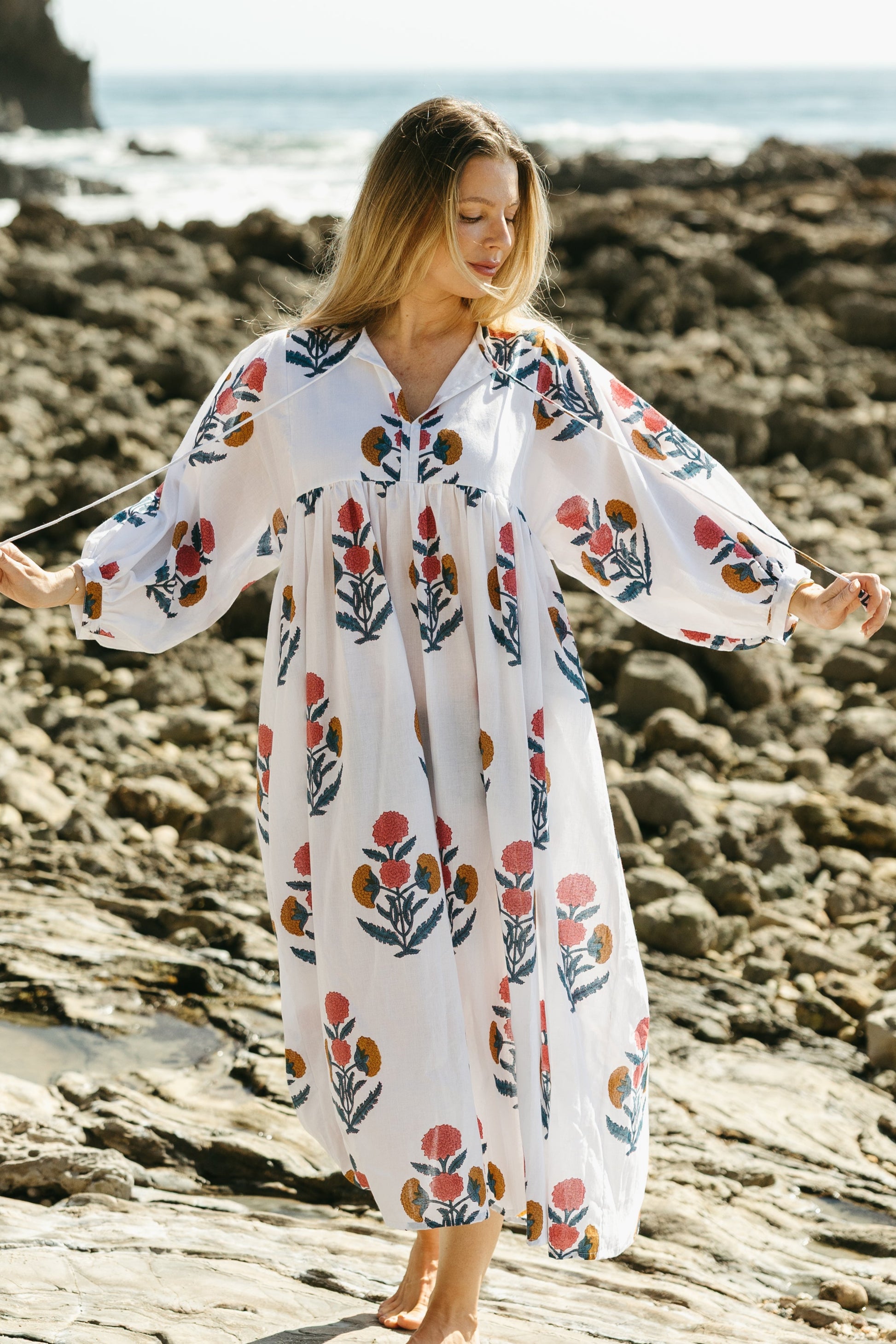 Sweetheart Midi Dress L / Marigold Sweetheart Midi Dress L / Marigold