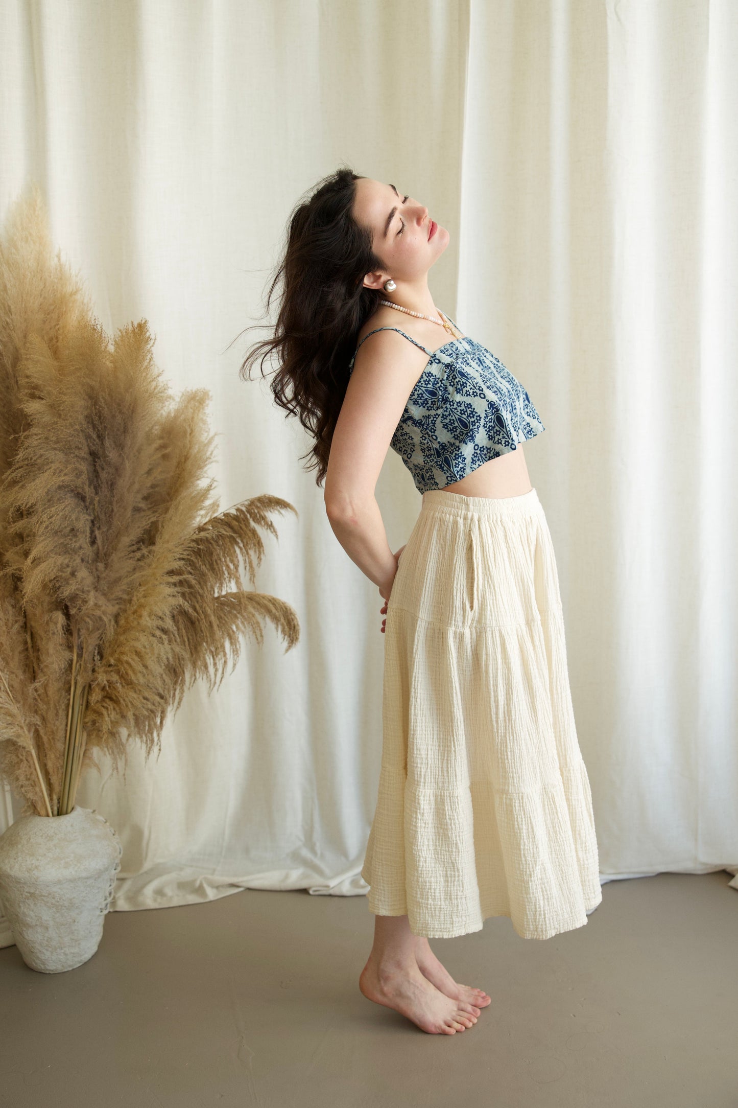 Cotton Dreams Midi Skirt Black