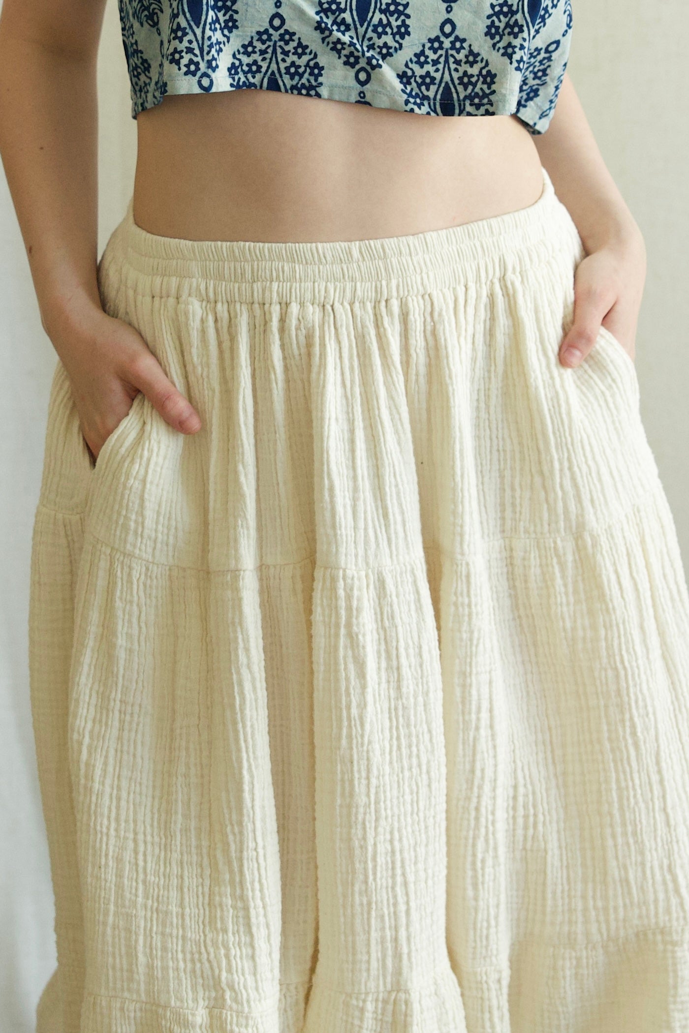 Cotton Dreams Midi Skirt Black