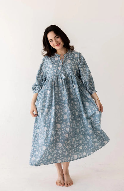 Sweetheart Midi Dress